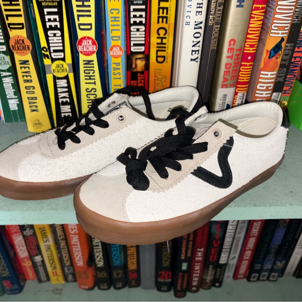 Vans White and Black Sneakers